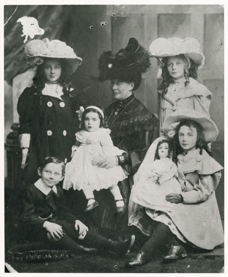 Portrait of the McDonagh children, circa 1910