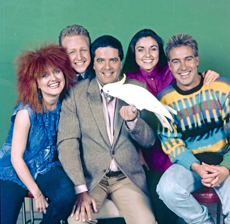 The Wonder World Team, circa 1986. Pictured left to right: Wednesday Kennedy, Hugh Munro, Simon Townsend, Winston the Cockatoo, Carolyn Mee and Brett Clements.