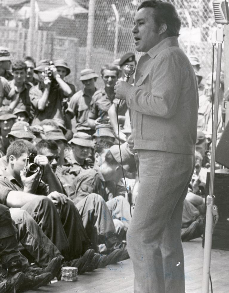 Johnny O'Keefe entertaining the Australian troops in Vietnam