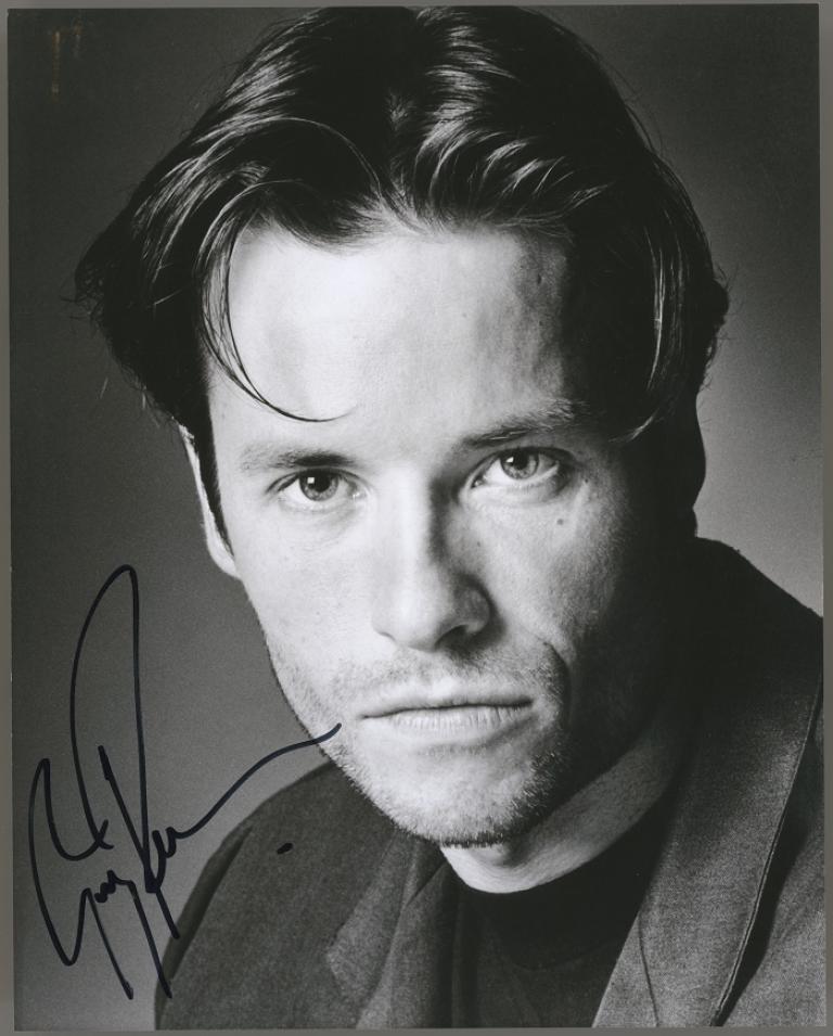 Autographed publicity portrait of Guy Pearce