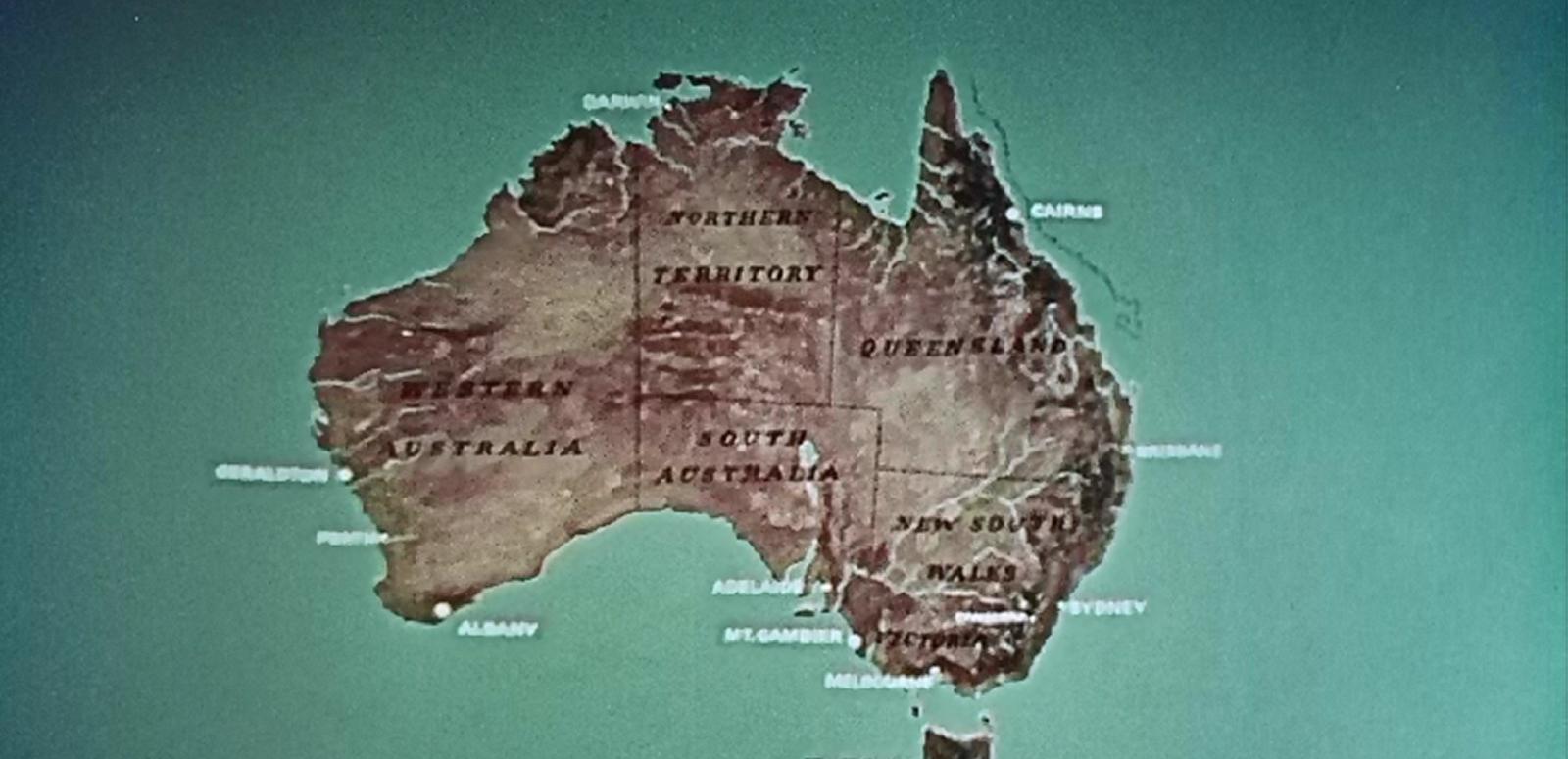 Map of Australia, showing names of its capital cities, regional centres, states and territories