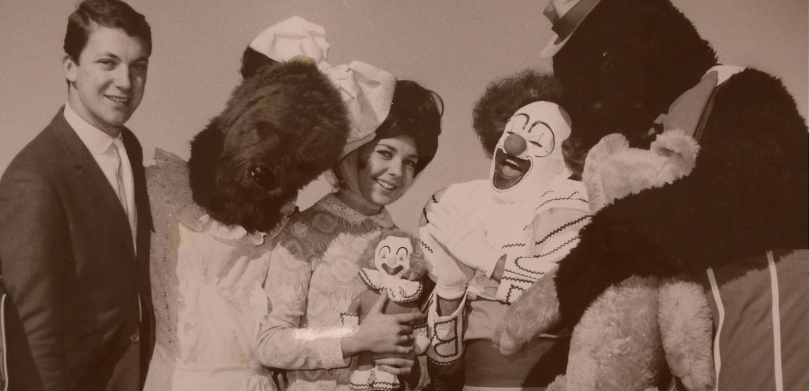 Members of The Magic Circle Cast including Bobo the clown, Fee Fee Bear and Fredd Bear