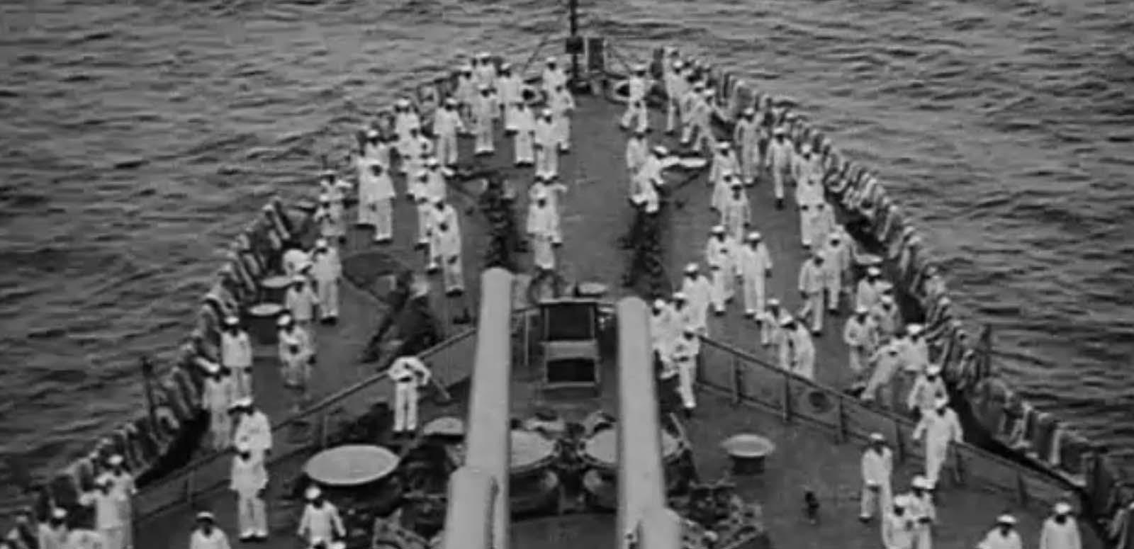 A look down at sailors assembled on a US navy destroyer in 1915