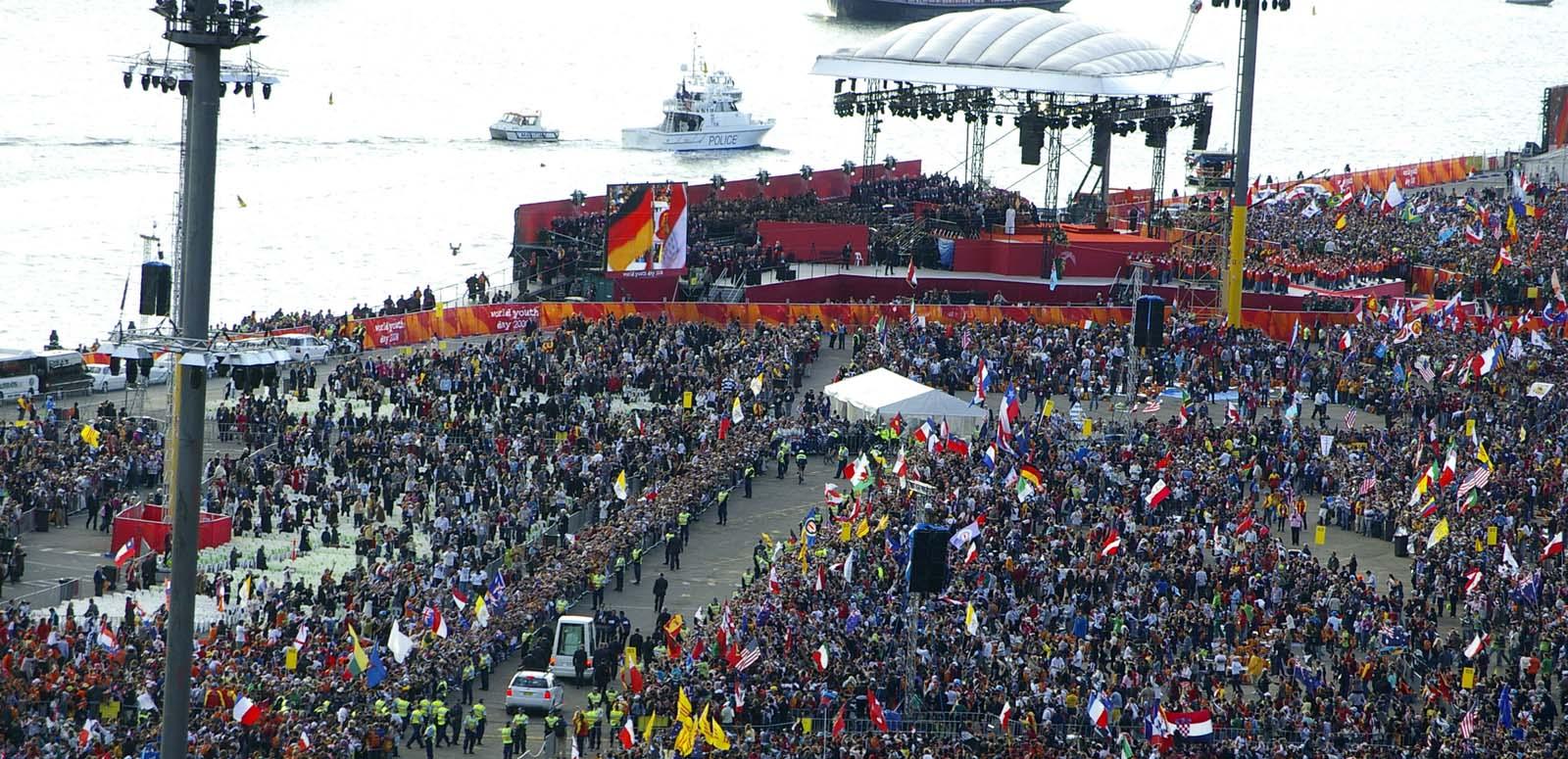 A large crowd of people at World Youth Day at Barangaroo, Sydney in July 2008.