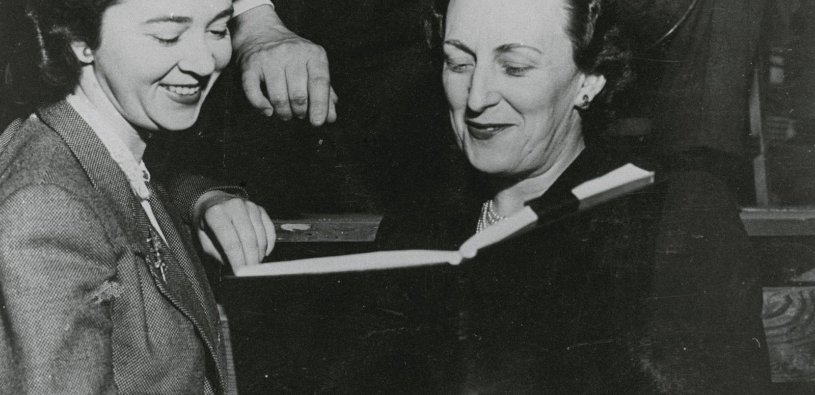 Dorothy Crawford pictured with Glenda Raymond, circa 1946