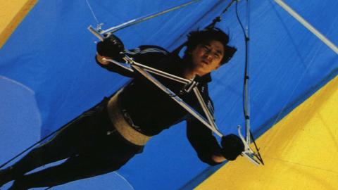 Jimmy Wang Yu skydiving in The Man from Hong Kong